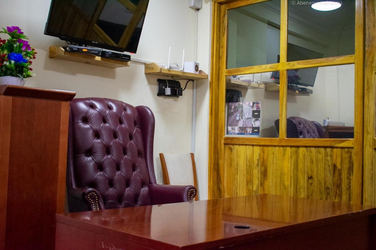 Choice Guest House 2 Addis Abeba Esterno foto