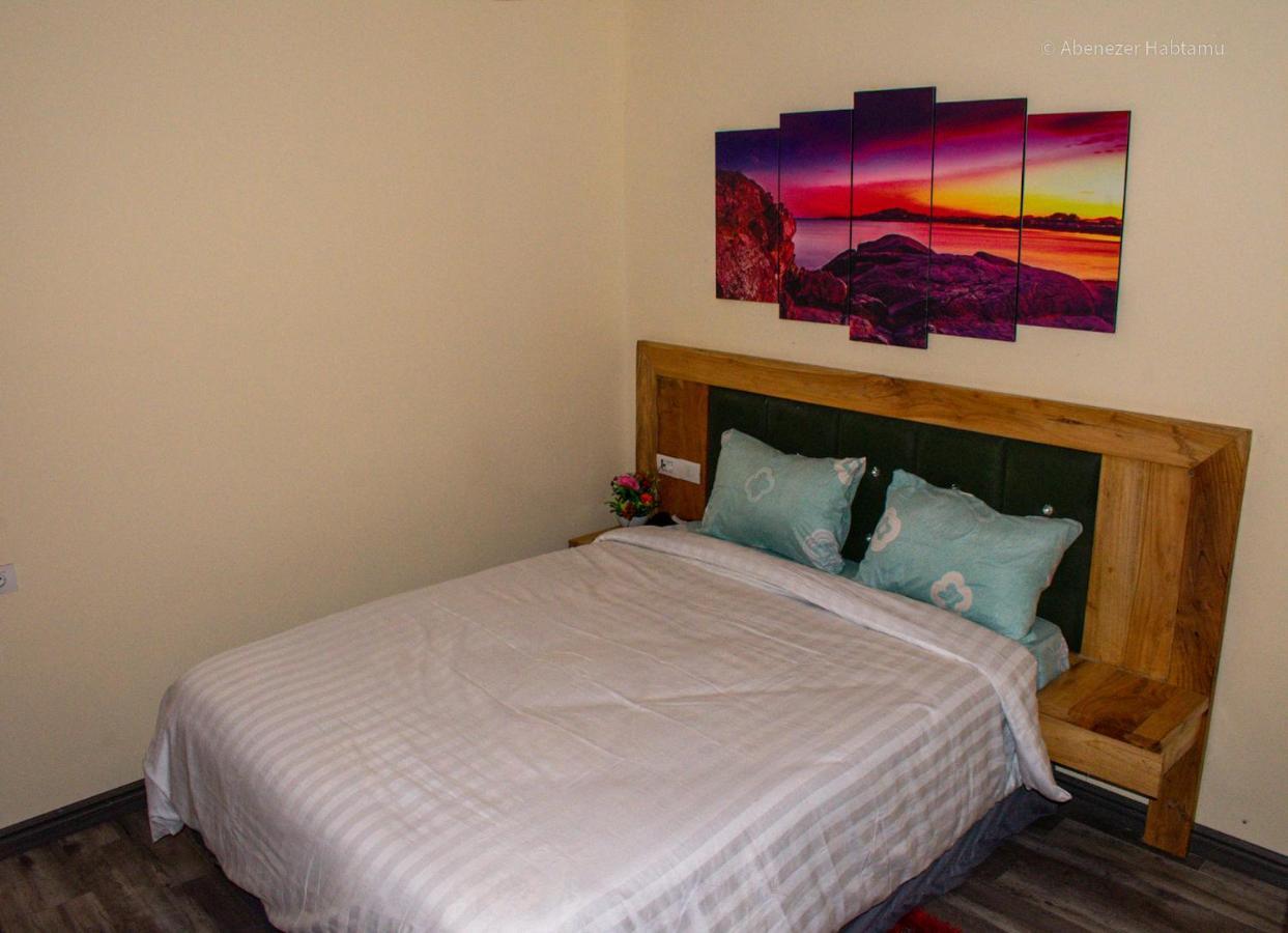 Choice Guest House 2 Addis Abeba Esterno foto