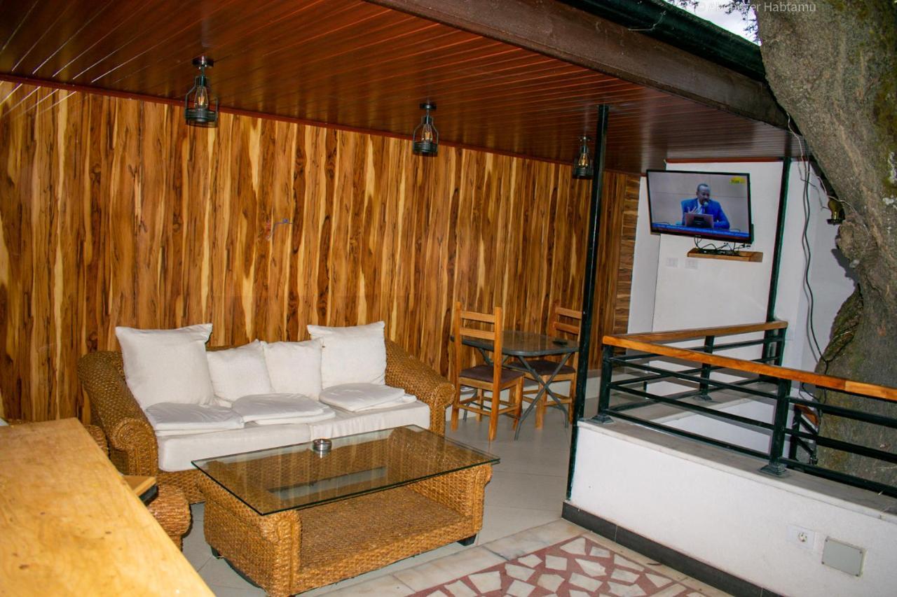 Choice Guest House 2 Addis Abeba Esterno foto