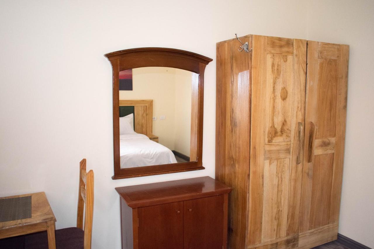 Choice Guest House 2 Addis Abeba Esterno foto