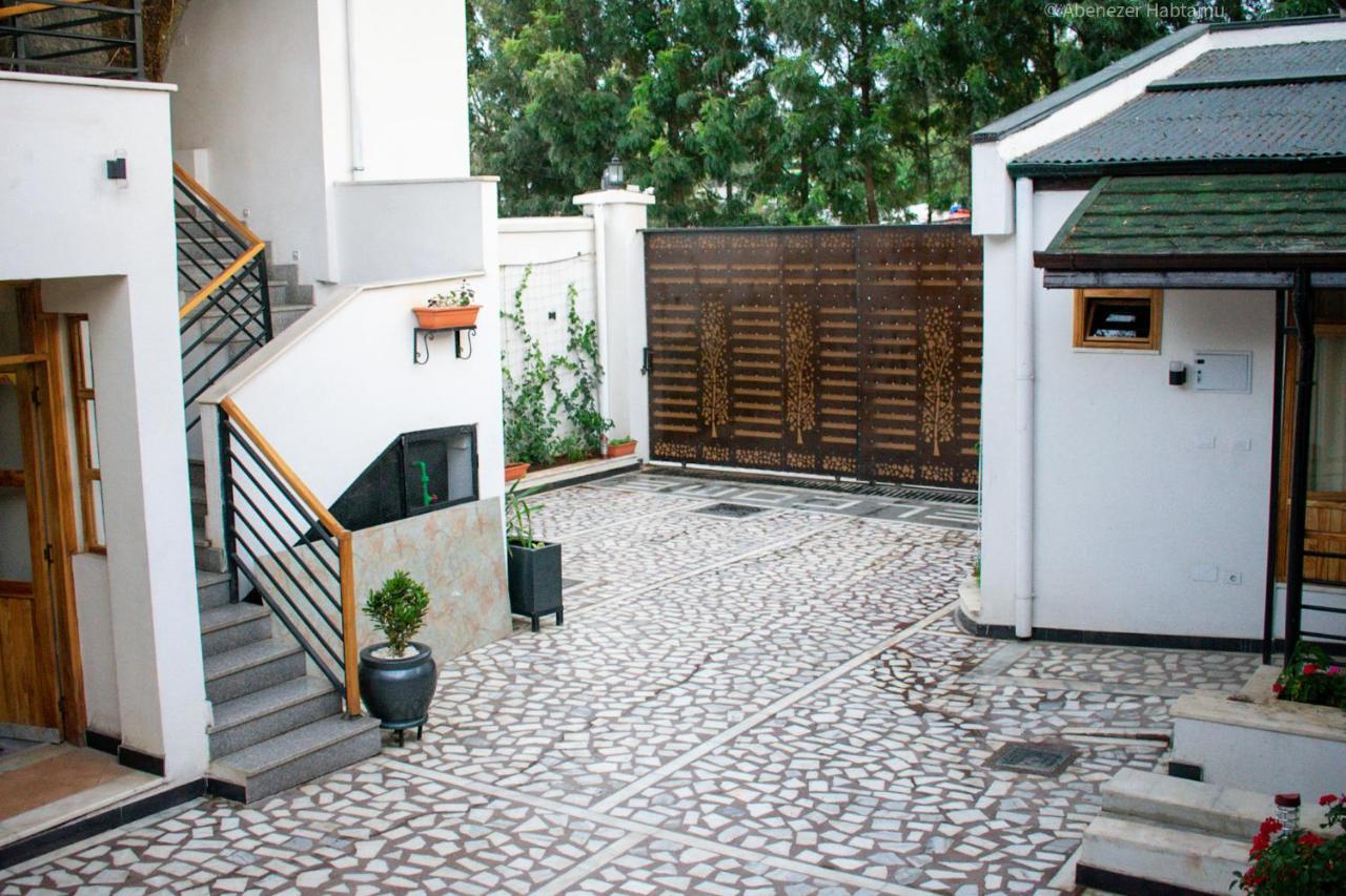 Choice Guest House 2 Addis Abeba Esterno foto